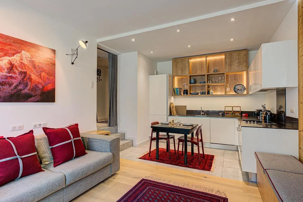 Apartment Cheserys, Alpes Travel, Les Praz Sleeps 2-4 Chamonix 0*,