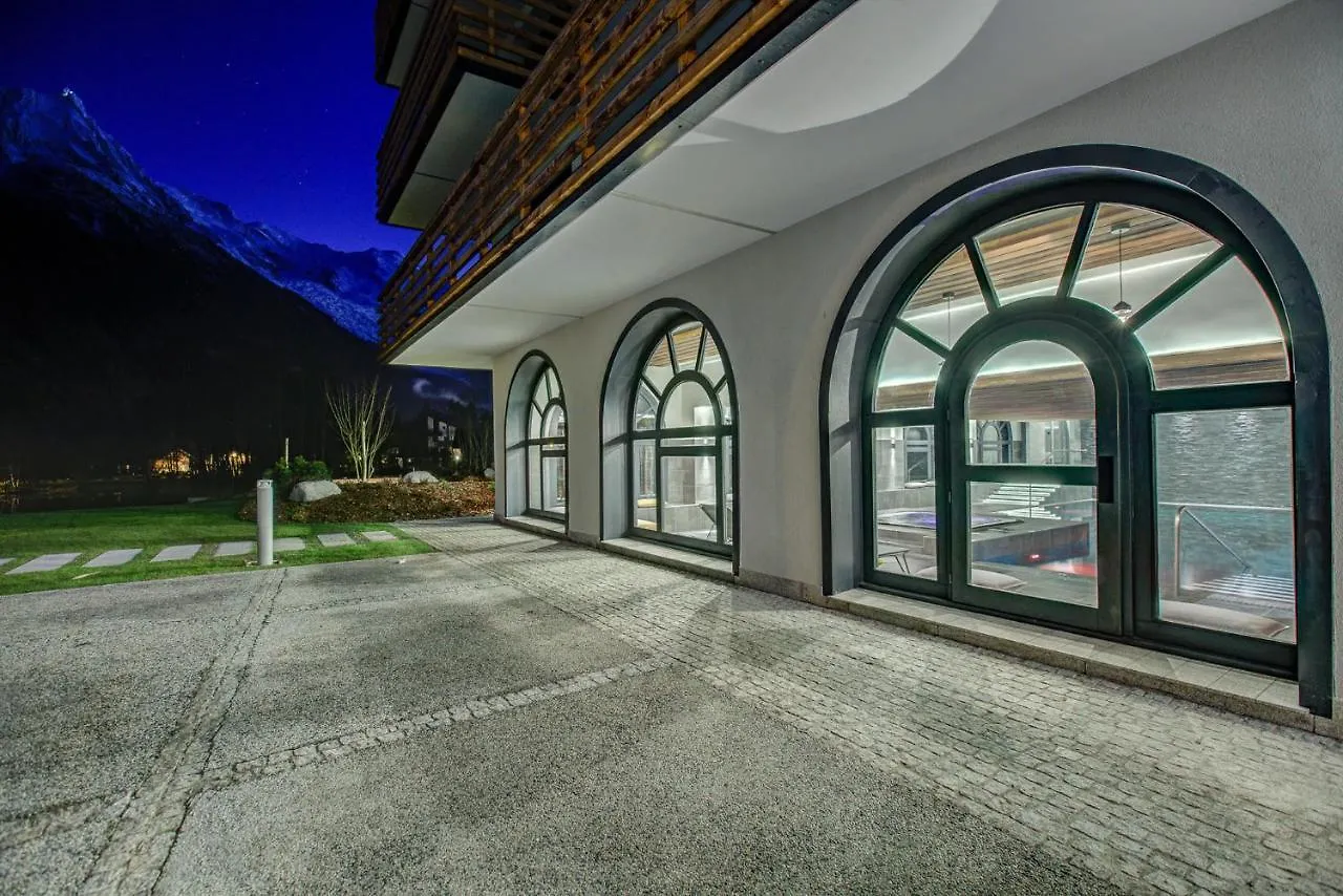 Apartment Cheserys, Alpes Travel, Les Praz Sleeps 2-4 Chamonix